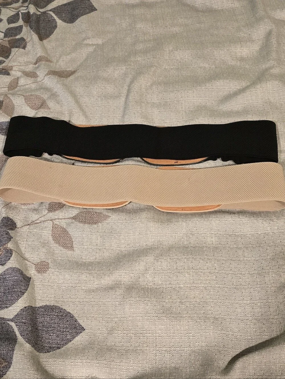 ​2 Pack Women's Wide Elastic Stretch Belts Gold Knot Interlocking Buckle